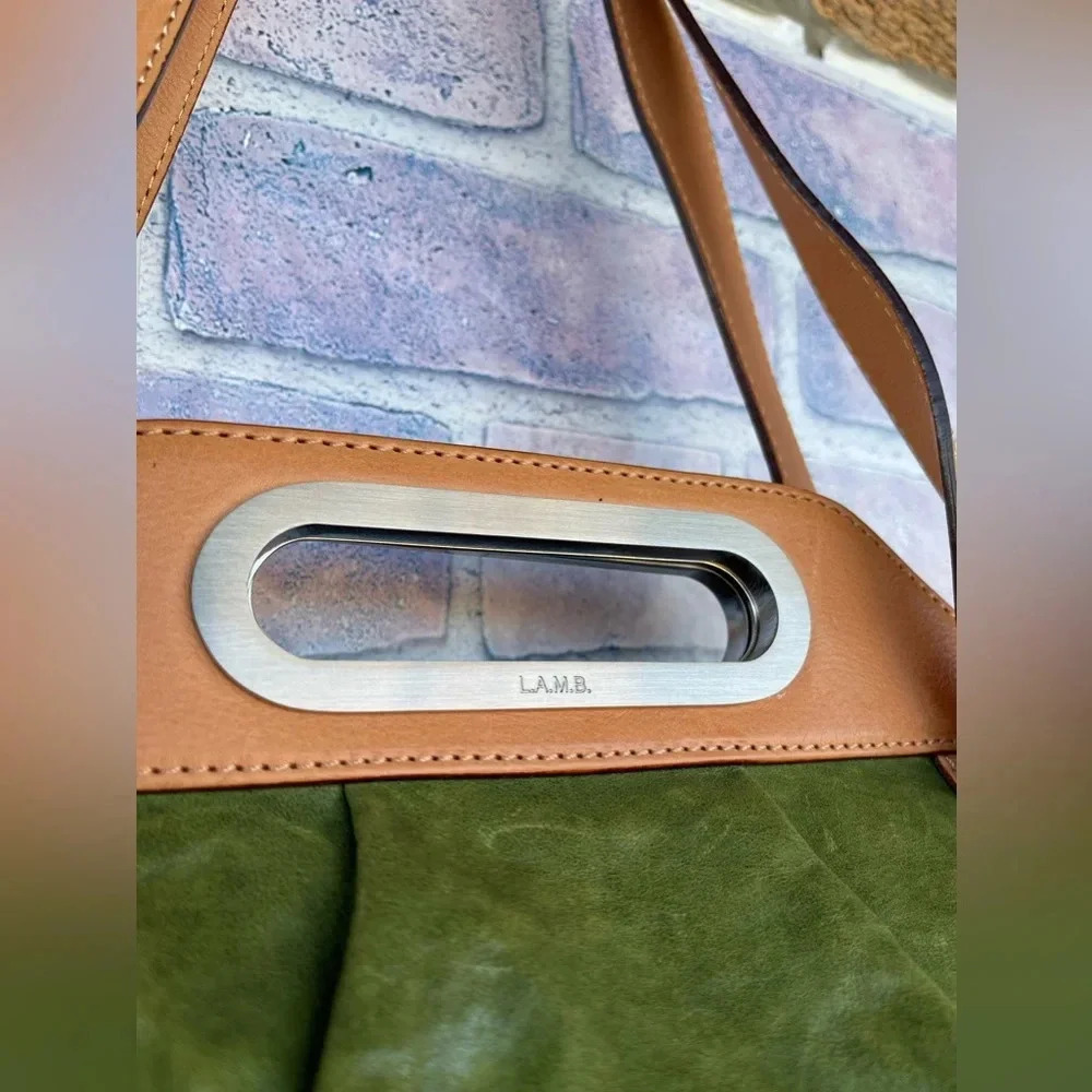 L.A.M.B buttery soft green leather shoulder bag - Picture 7 of 17